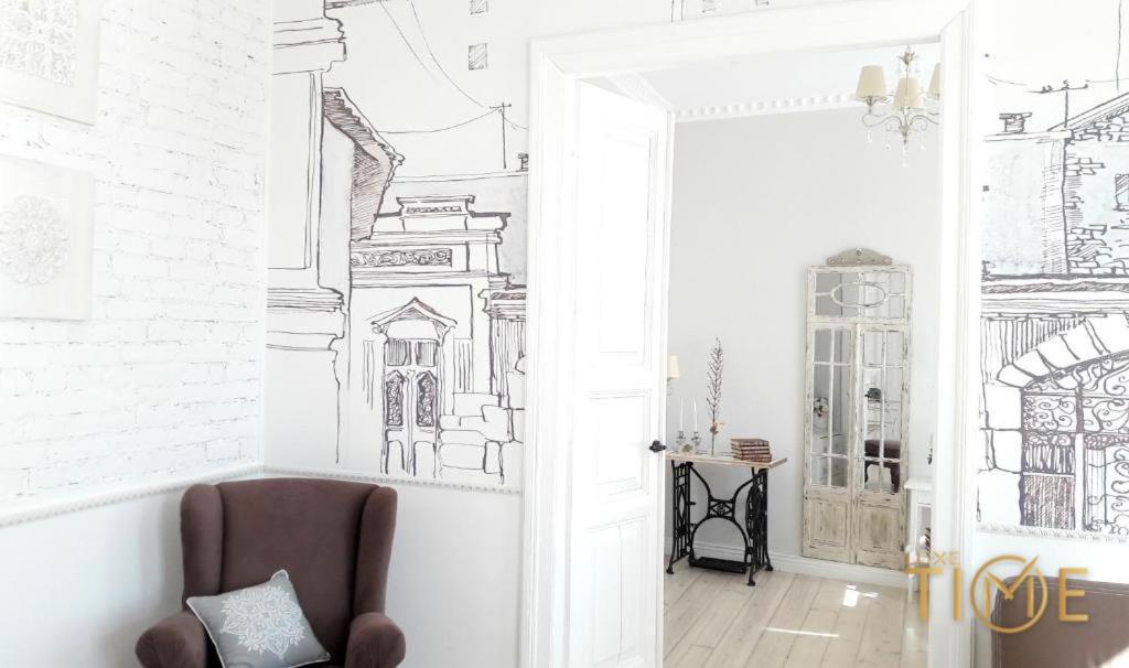 Le Tua Apartment Lxt By Grodno Bagian luar foto