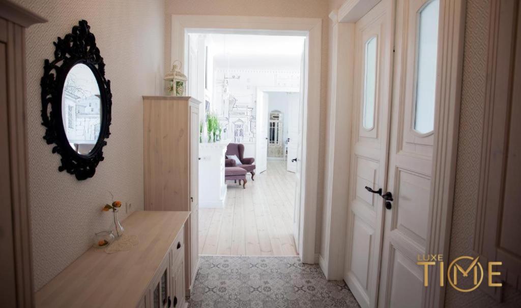 Le Tua Apartment Lxt By Grodno Bagian luar foto